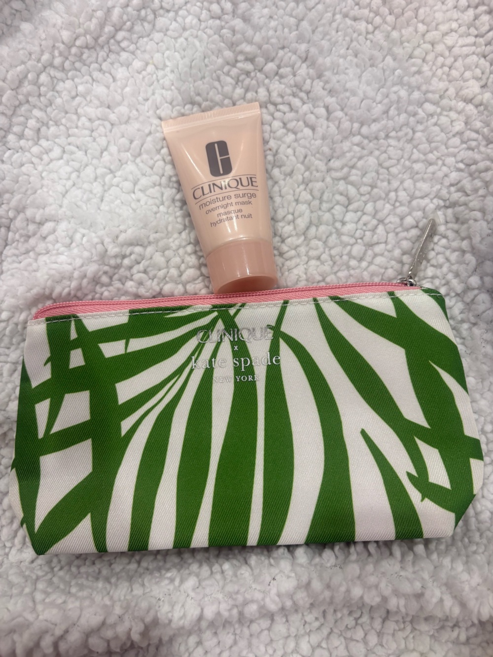 NWT deluxe size Clinique Moisture Surge overnight mask and pouch